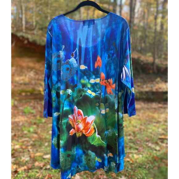 2 CSC STUDIO Abstract Floral Tunic Top Shirt White Blue SZ 1X C100142 - Picture 3 of 7
